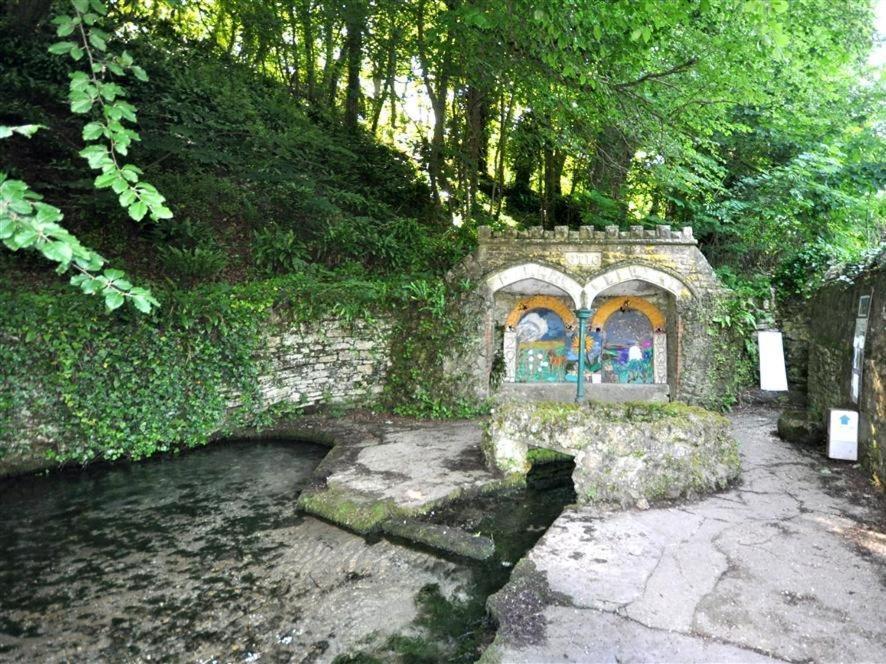Sixpenny Cottage Upwey Exterior photo